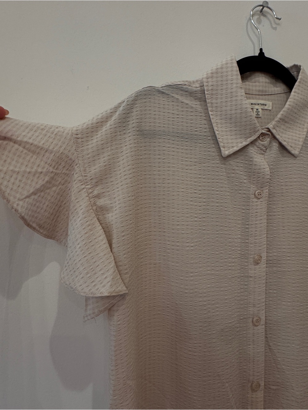 Max Studio Cream Textured Button-Front Ruffle Sleeve Blouse - Picture 2 of 5